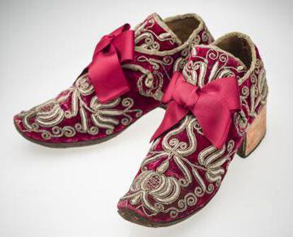 Zapatos de hombre del siglo XVII.