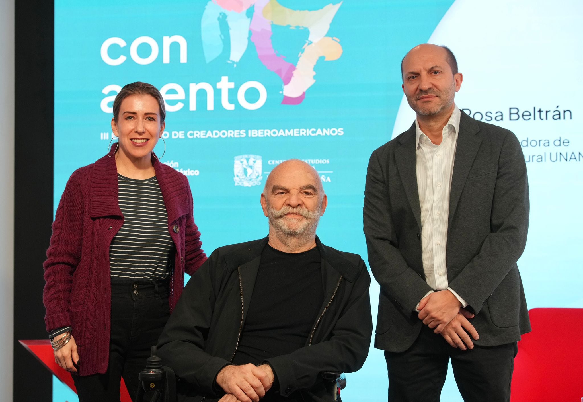 Desde la izquierda, Julia Santibáñez, Martín Caparrós y Carlos Granés, en la inauguración del Tercer Encuentro de Creadores Iberoamericanos.