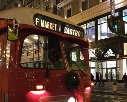 El vetusto tranvía sigue presente en San Francisco.