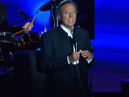 Julio Iglesias durante un concierto en Montecarlo en julio de 2016.
