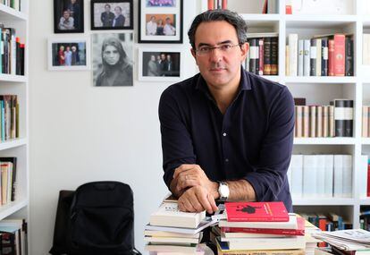 El escritor colombiano Juan Gabriel Vásquez, autor de 'Volver la vista atrás'.