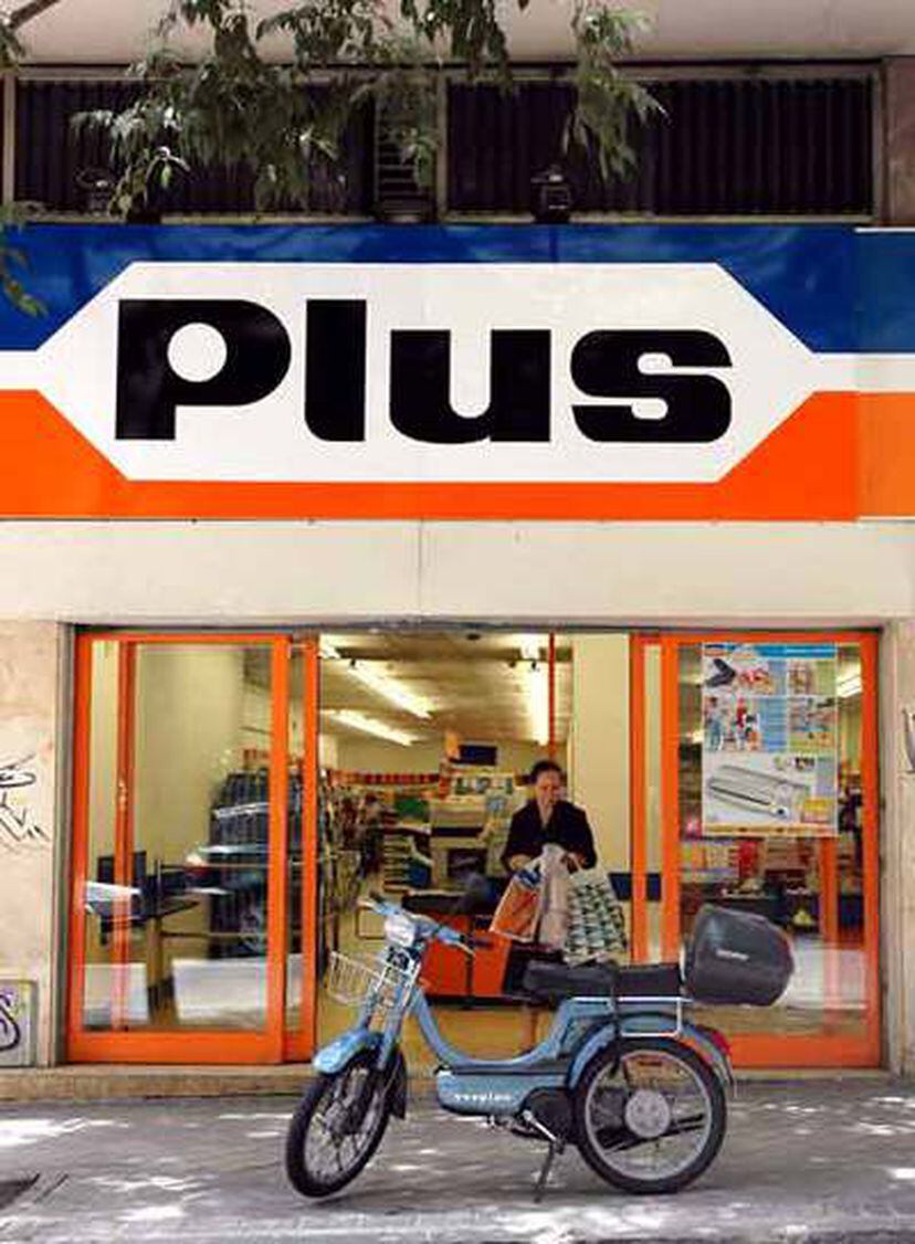 Dia compra por 200 millones los supermercados Plus en España Economía