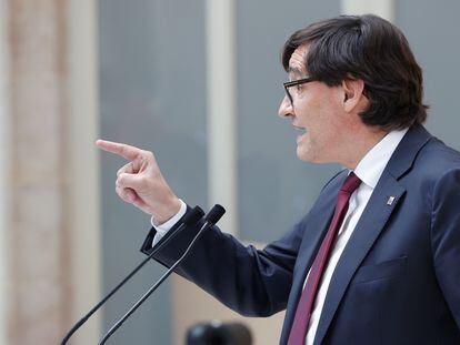 Salvador Illa, líder del PSC, este martes durante su intervención en el pleno del parlamento de Cataluña.