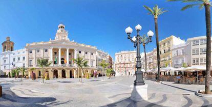 Fachada del Ayuntamiento de Cádiz