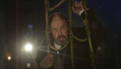 Josep Maria Pou como Ahab en el montaje teatral 'Moby Dick'