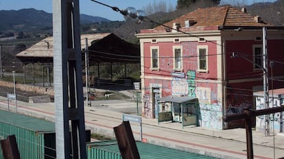 L'estació de tren de les Borges del Camp.