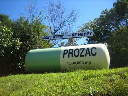 Un anuncio de Prozac dice 'No te preocupes, sé feliz', en Nueva York, en una imagen sin fechar.