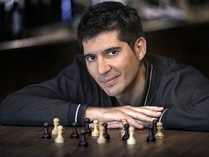 Paco Cerdà, autor también de 'El peón' (2020), libro sobre el niño prodigio español del ajedrez Arturito Pomar.