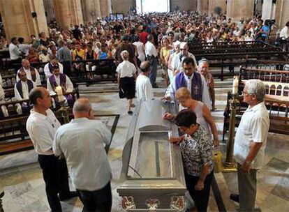 Funeral por el sacerdote Mariano Arroyo, celebrado el viernes en la catedral de La Habana.