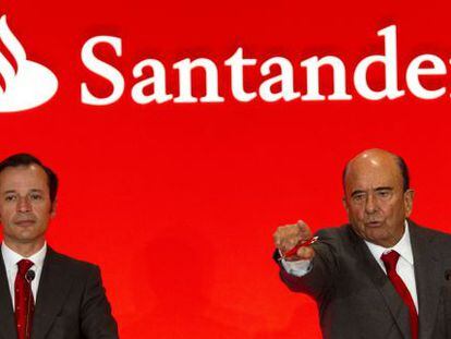 Javier Marín, consejero delegado del banco, junto a Emilio Botín.