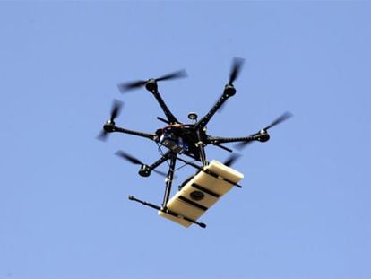 Utilizan drones para meter droga y teléfonos en la cárcel