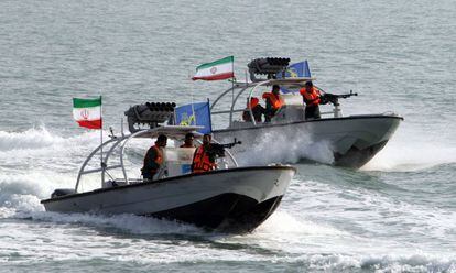 Lanchas de los Guardianes de la Revolución en una zona frente a las costas iraníes el pasado día 2.