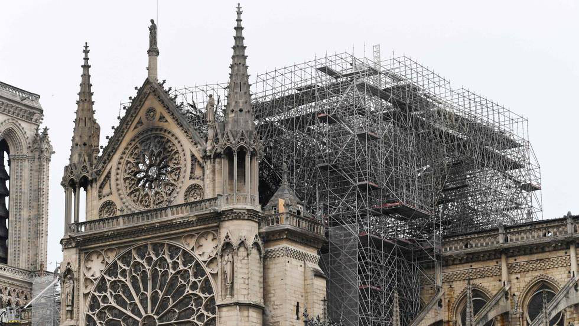 La Fiscalía investiga la “destrucción involuntaria por incendio” de Notre  Dame | Cultura | EL PAÍS