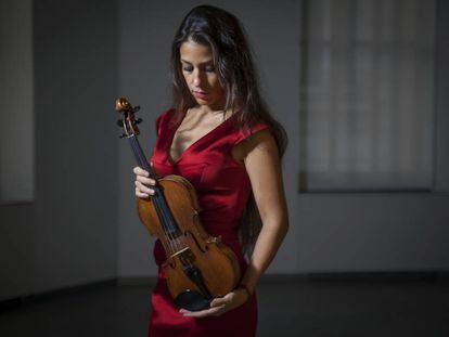 La violinista Letizia Moreno, en la fundaci&oacute;n Tel&eacute;fonica en Madrid.