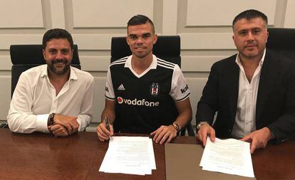 Pepe, con la camiseta del Besiktas.