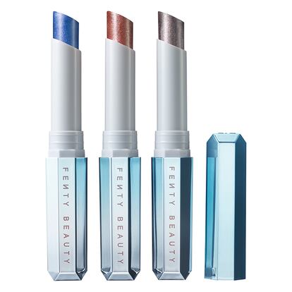 Labial metalizado No Chill del pack de 3 Snow Nights (29,95 €) de Fenty Beauty.