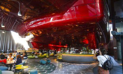 Cafetería del restaurante Nubel, en el Museo Reina Sofía.