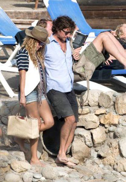 Paulina Rubio y Nicolás Vallejo-Nágera, durante unas vacaciones en Ibiza.