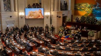 Ceremonia de entrega del cuerpo de Fernando Botero, para su velación en cámara ardiente en el Congreso de la República de Colombia, en Bogotá, Colombia, el 22 de septiembre de 2023.