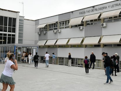 Vista de la Facultad de Filosofía y Letras de la Universidad Autónoma de Madrid. EFE/Víctor Lerena