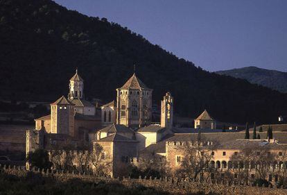 The Poblet Monastery in Catalonia is the prototypical Spanish abbey, built in the style of the Cistercian order. Construction was sponsored by Ramón Berenguer IV, Count of Barcelona, who handed it over to the monks of the Abbey of Fontfroide in 1149. The monastery’s period of splendor was the 14th century. In 1835 it was abandoned after the cash-strapped Spanish state expropriated the Church’s assets to raise funds. Restoration began in 1930 and in 1940 a community of friars returned to the premises.
