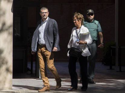 Jaume Clotet despues de ser interrogado por la Guardia Civil en el cuartel de Travesera de Gracia en Barcelona
