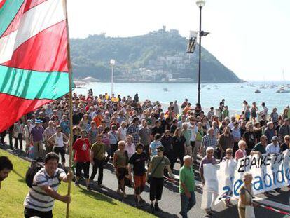 Manifestación en San Sebastián para apoyar a los encausados en el 'caso Bateragune'