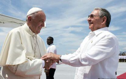 Raúl Castro despidió al Papa el martes. Se volverán a ver en Nueva York.