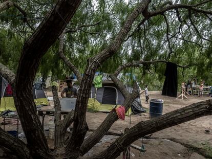 Interior del campamento de refugiados en Matamoros, Tamaulipas (México).