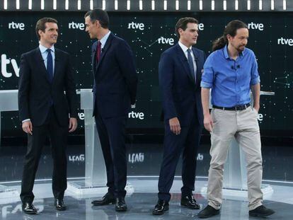 Casado, Sánchez, Rivera e Iglesias, en el estudio donde se celebró el debate de RTVE en abril de 2019.