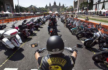 Encuentro de moteros con Harley Davidson en Barcelona en 2012.