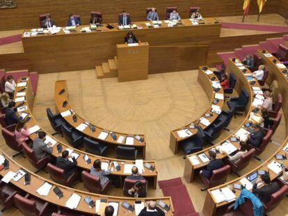 Pleno de las Cortes Valenciana, surgidas del Estatu d'Autonomia.