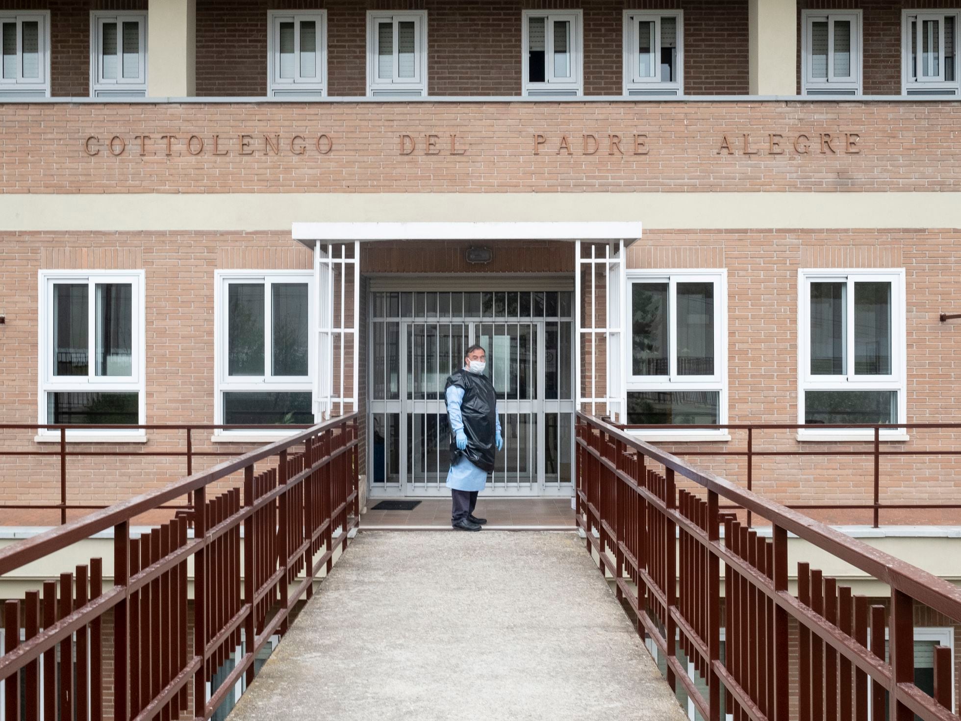 Coronavirus: “Alabado sea Jesuscrito, ¡qué pollo se ha montado!” | Madrid |  EL PAÍS