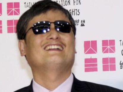 Chen GuangChen ofrece una rueda de prensa en Taipei. 