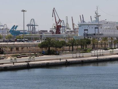 El puerto de Valencia se prepara para recibir a los migrantes.