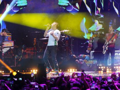 Coldplay durante un concierto en Milan. 