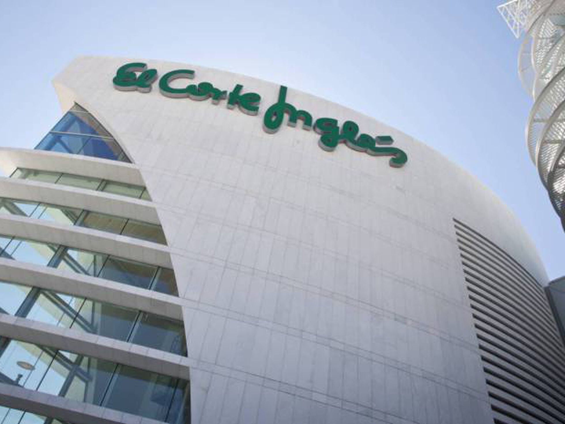 En Méndez Álvaro se despide otro centro de El Corte Inglés