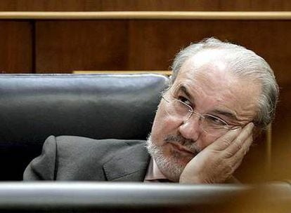 Pedro Solbes, durante la sesión de control.