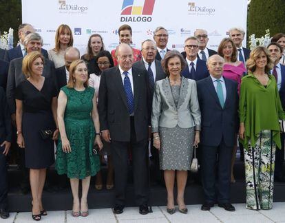 Juan Carlos I, do&ntilde;a Sof&iacute;a, Ana Pastor, Dolores de Cospedal y Cristina Garmendia, entre otros.