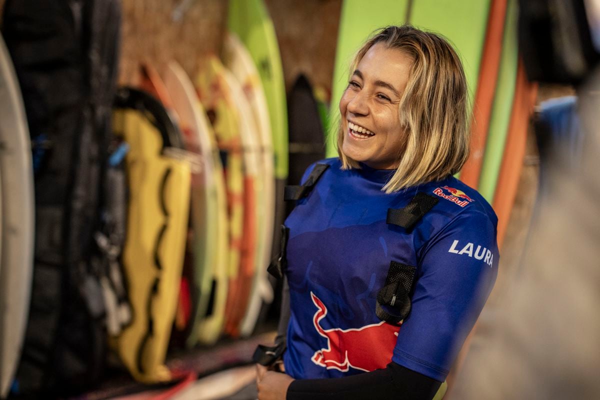 Laura Coviella, pionera en el templo del surf de olas grandes de Nazaré: “Si entras en pánico, el mar te puede matar” | Deportes