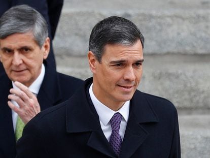 El presidente del Constitucional, Pedro González-Trevijano, y el del Gobierno, Pedro Sánchez, en los actos del día de la Constitución, este diciembre.