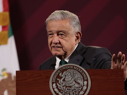 Andrés Manuel López Obrador, durante su conferencia matutina de este lunes, en Ciudad de México.