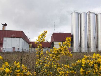 Planta comprada por Log&iacute;stica Alimentaria en el municipio lucense de Outeiro de Rei.