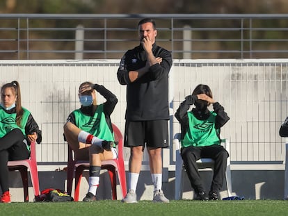 Carlos Santiso, durante un partido reciente entre el Rayo y el Valencia.