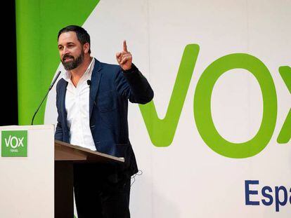 El presidente de Vox, Santiago Abascal, durante su intervención en un acto público en Teruel. 