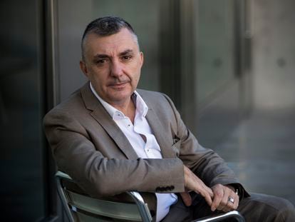 El escritor Manuel Vilas, en 2019 en Barcelona.
