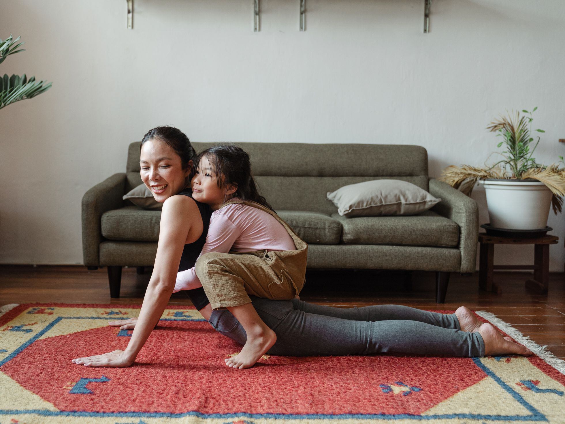 Yoga para niños: 10 minutos ayudan a activarse, aumentar la concentración y  lidiar con los conflictos | Familia | Mamas & Papas | EL PAÍS