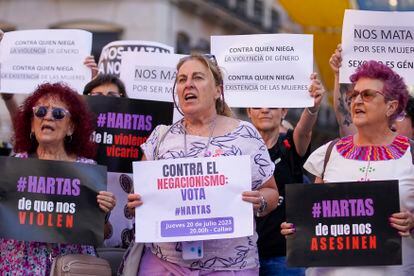 Concentraciones feministas en distintas ciudades gritan “¡hartas!” frente al negacionismo de la violencia machista