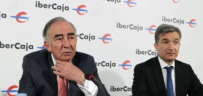 El presidente de Ibercaja, Amado Franco (izquierda) y Victor Iglesias, consejero delegado de la entidad.