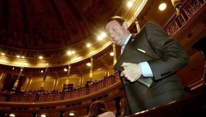 El 'exlehendakari' Juan José Ibarretxe en el debate de su plan soberanista en el Congreso, en febrero de 2005.